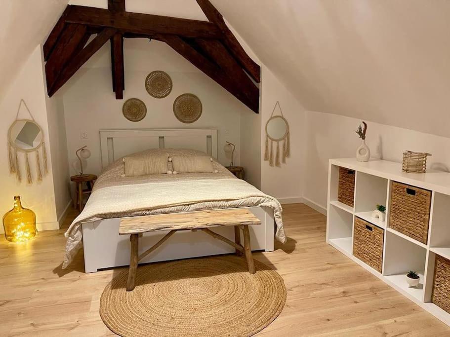 Appartement Cosy Centre Ville Saint-Amand-Mont-Rond Exterior foto